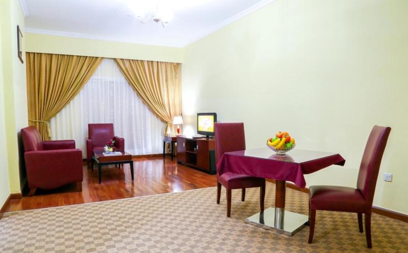 Ruwi Hotel Apartments, Charjah Extérieur photo