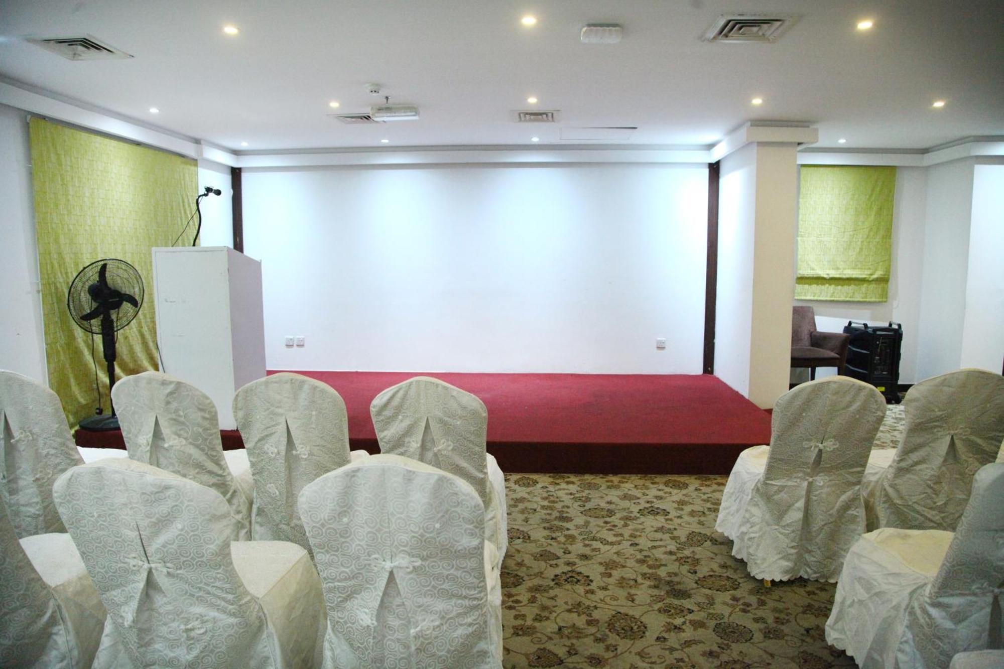 Ruwi Hotel Apartments, Charjah Extérieur photo