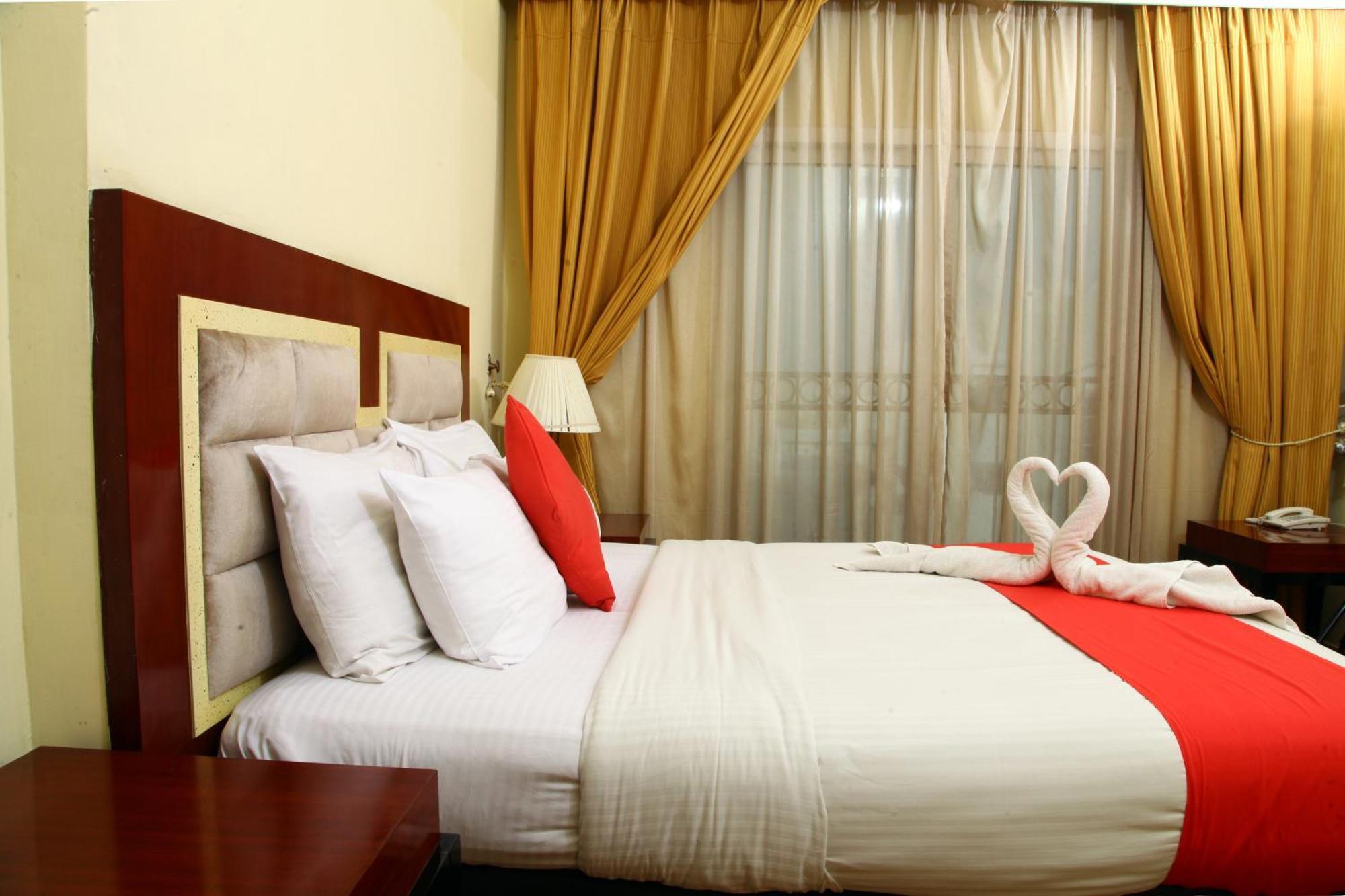 Ruwi Hotel Apartments, Charjah Extérieur photo