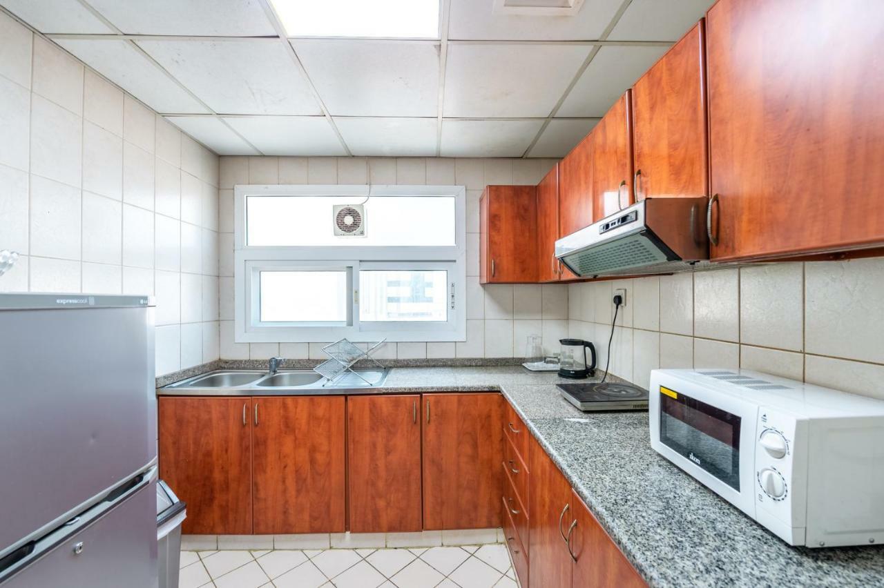 Ruwi Hotel Apartments, Charjah Extérieur photo