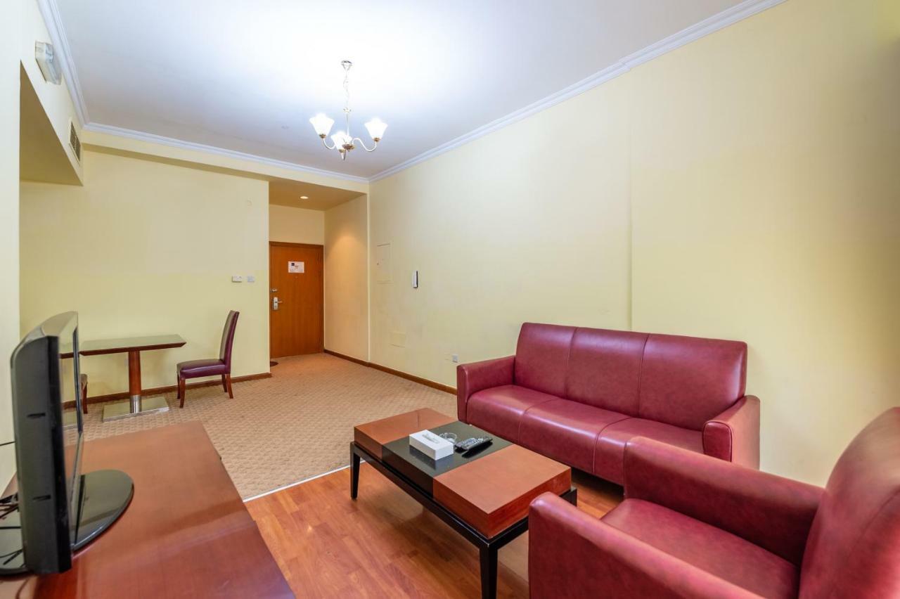 Ruwi Hotel Apartments, Charjah Extérieur photo